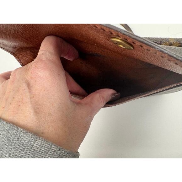 Women's Louis Vuitton Monogram Pochette Double Rabat Shoulder Bag - Picture 14 of 15